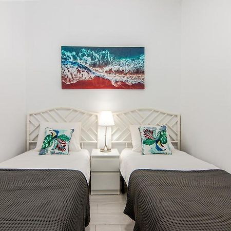 Central 2 Bedroom Apartment Playa De Las Americas Dış mekan fotoğraf
