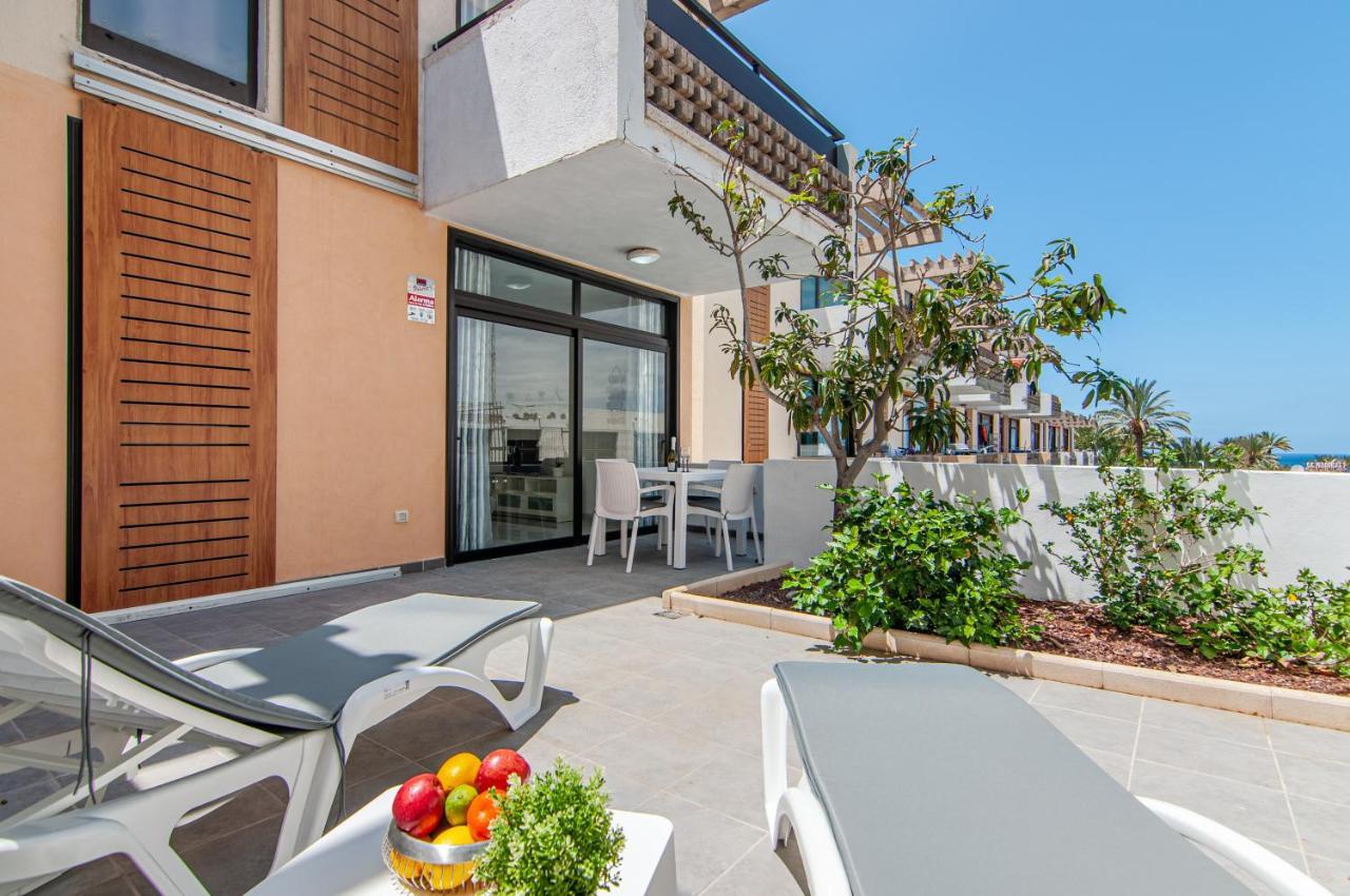 Central 2 Bedroom Apartment Playa De Las Americas Dış mekan fotoğraf
