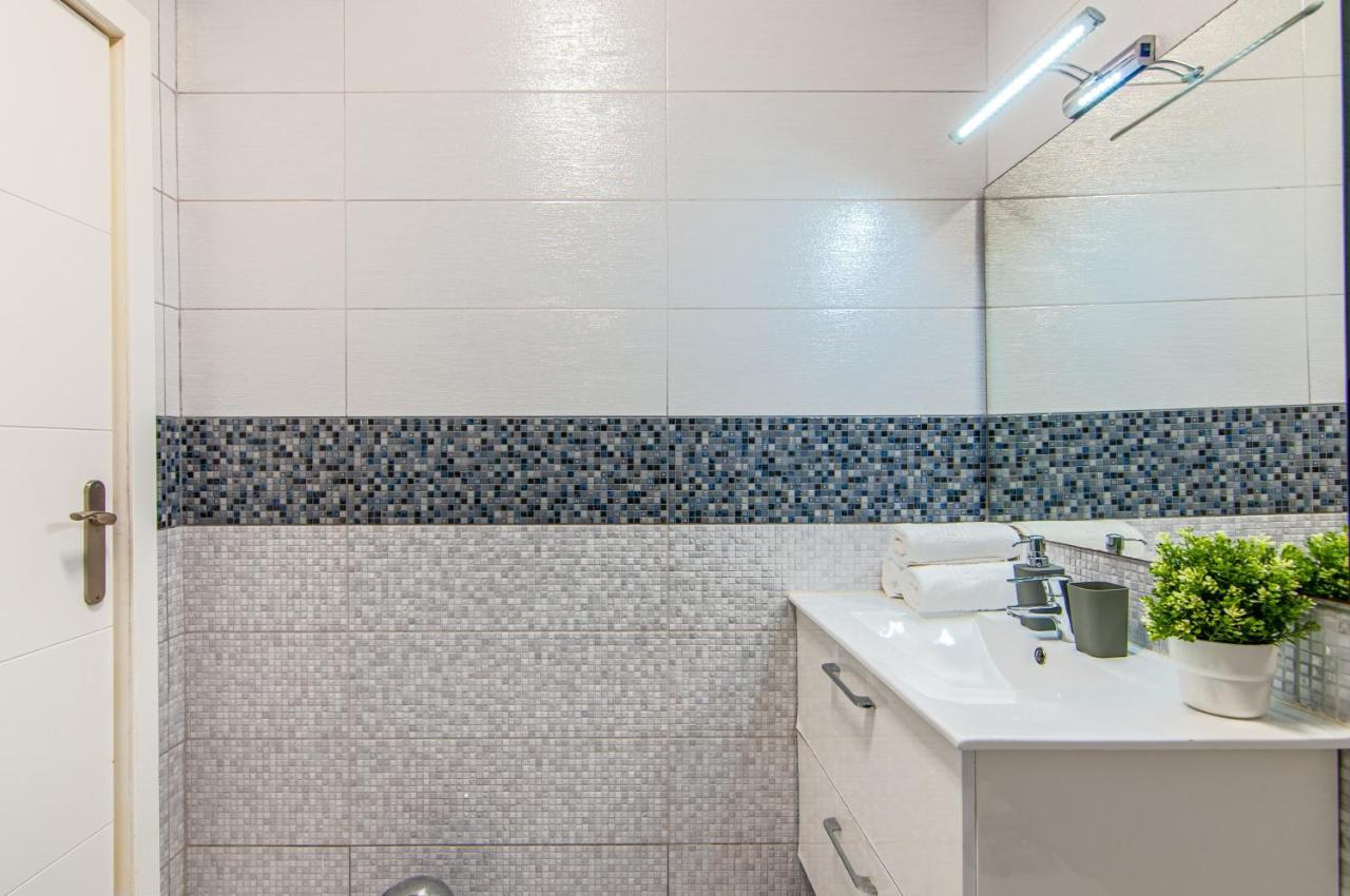 Central 2 Bedroom Apartment Playa De Las Americas Dış mekan fotoğraf